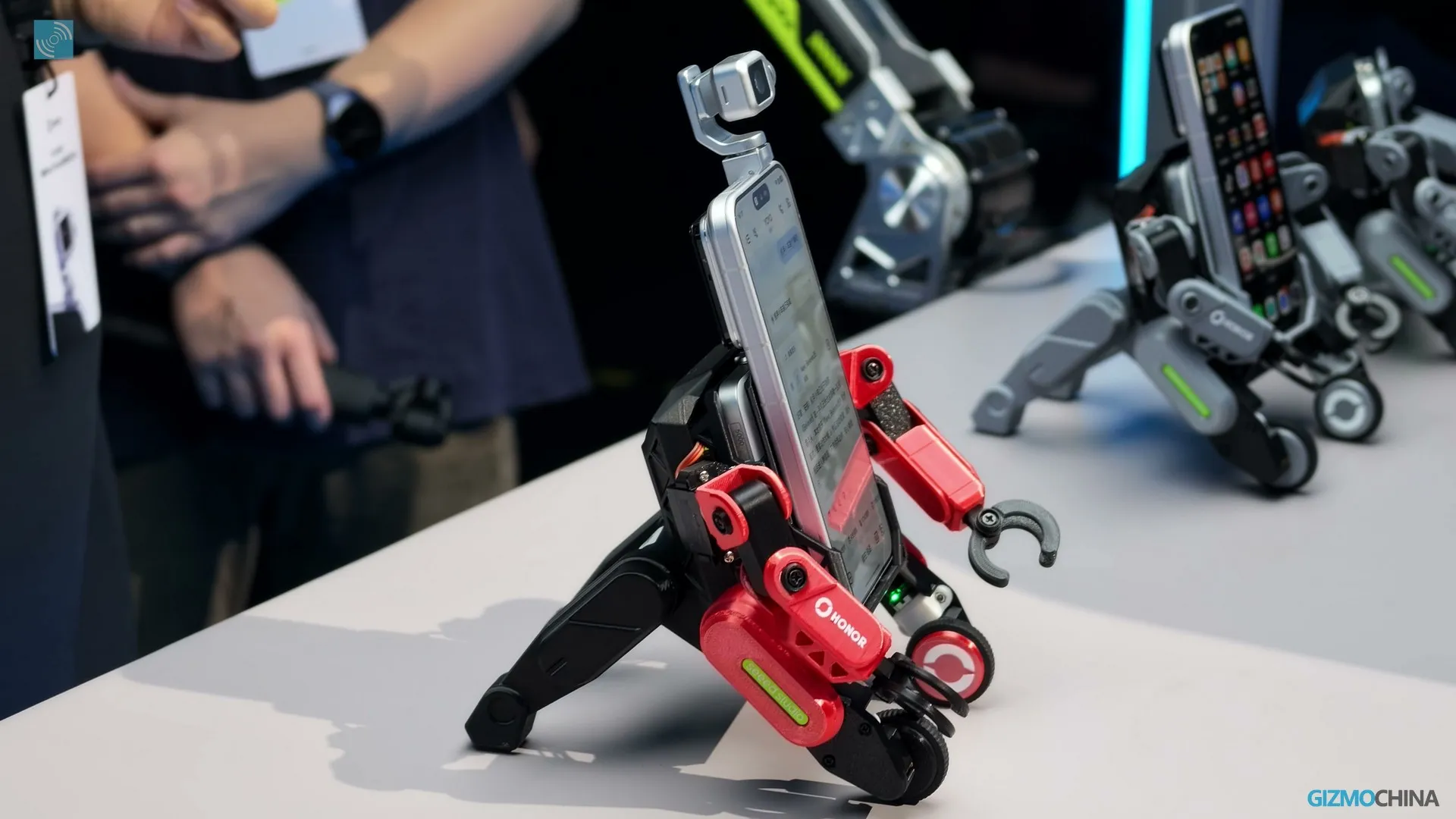 Pricing and sales launch event for Honor Robot Phone in China