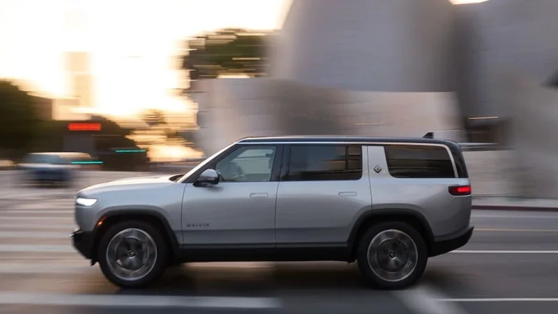Rivian Launches 2027 R1T and R1S With Captain’s Chairs and New Trim Options