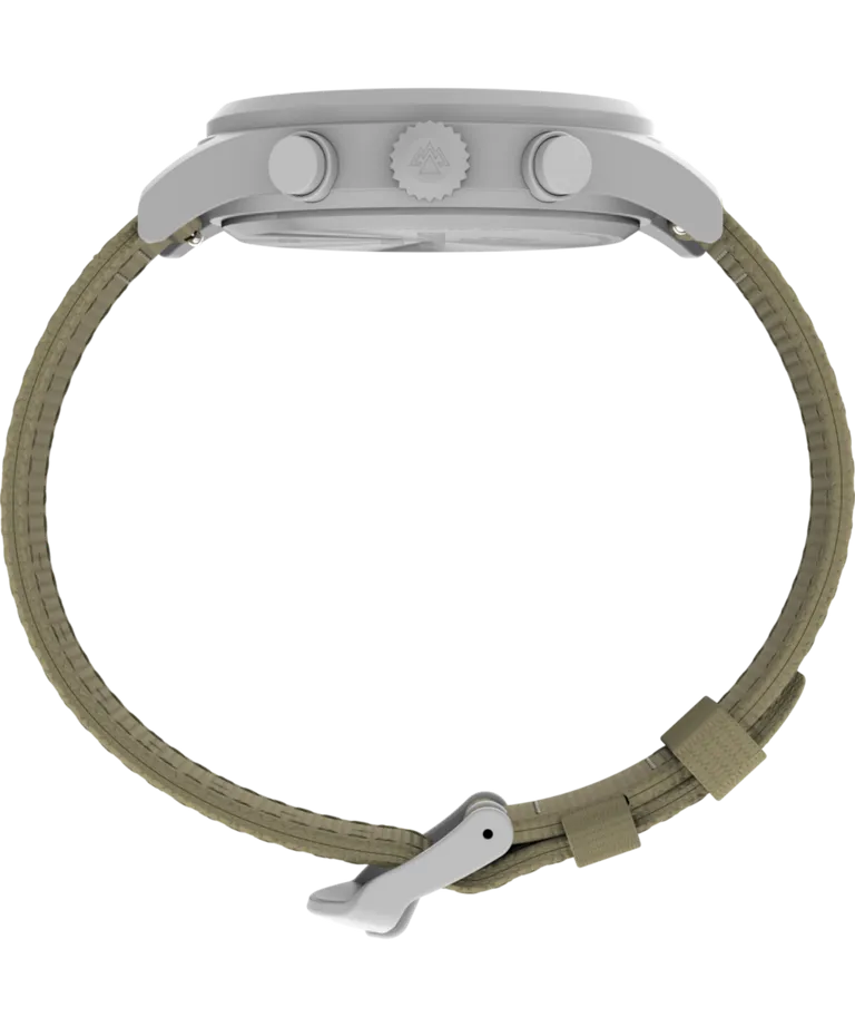 Timex Expedition Sierra case and strap detail with quick release spring bars