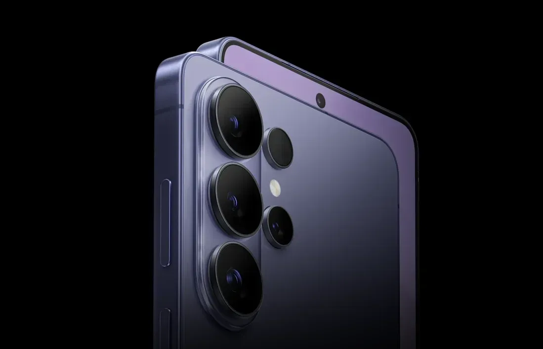 Galaxy-S26-Ultra - 7 Camera Phones That Are Truly Replacing Dedicated Rigs in 2026