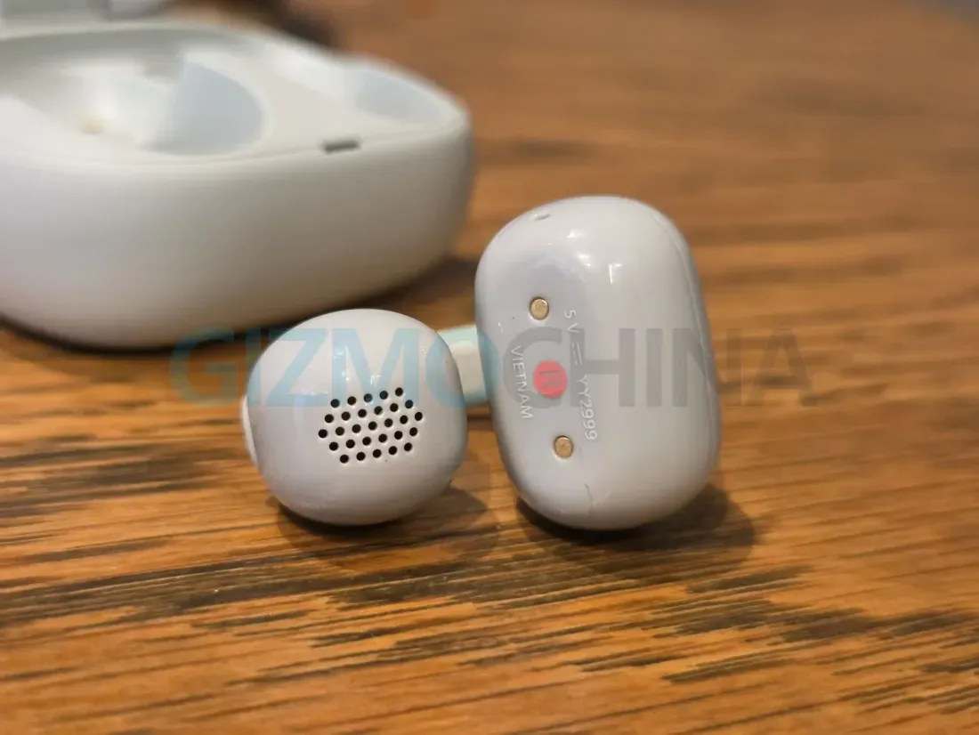 sony linkbuds clip5 These Clip-On Earbuds Eliminate In-Ear Fatigue Without Muting the World
