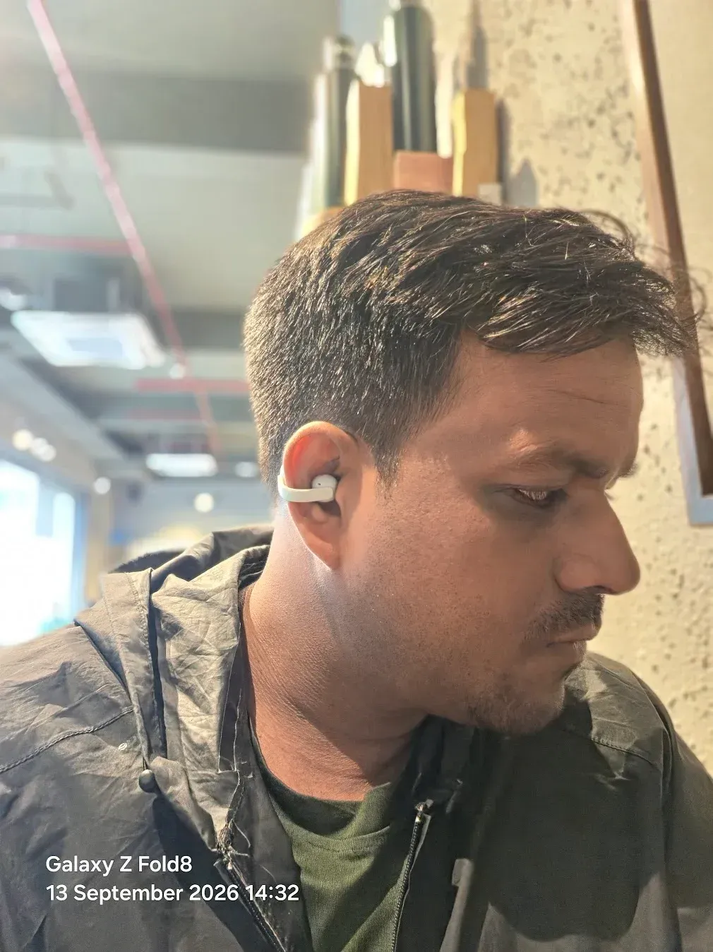 sony linkbuds clip7 These Clip-On Earbuds Eliminate In-Ear Fatigue Without Muting the World