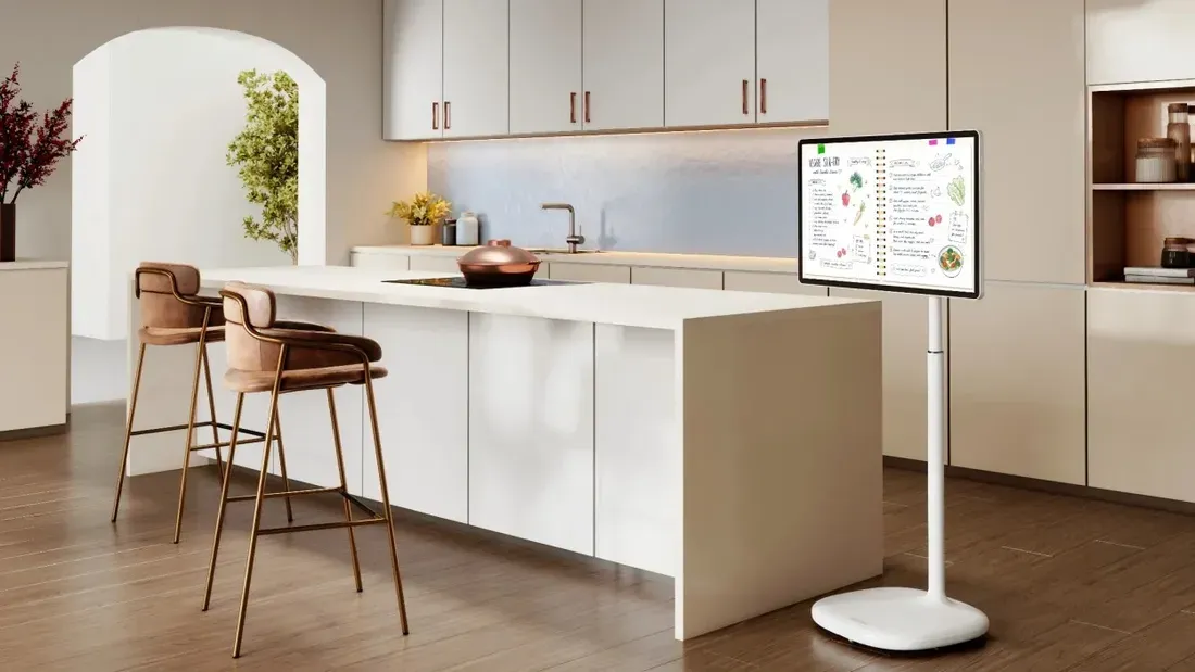 hero .fill.size .v1789456546 This 32-Inch Rolling 4K Display Wants to Kill Fixed Room TVs