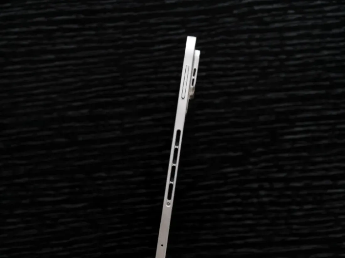 The high-end gaming tablet is rumored to be only around 5.74 mm thin. - This Compact Gaming Tablet Packs Active Cooling and Flagship Performance