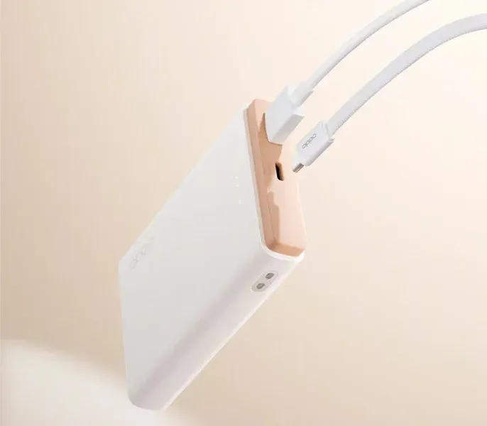 Oppo 33W 10000mAh powerbank ports - This Pocket-Sized Power Bank Finally Tells You Its Health Status
