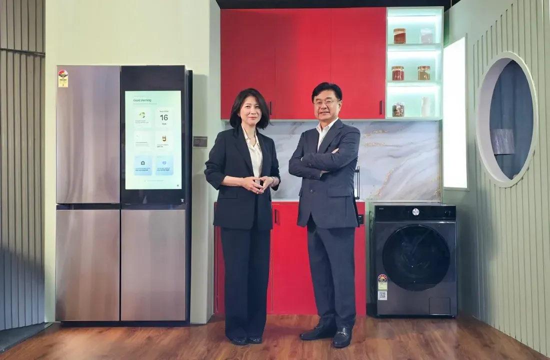 Samsung AI Bespoke - This Smart Fridge Uses Google Gemini to Stop Food Waste in Its Tracks