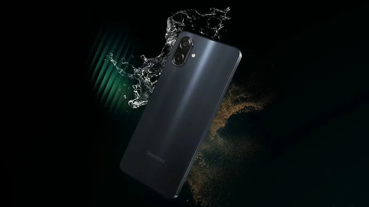 Front view of Samsung Galaxy entry level smartphone display
