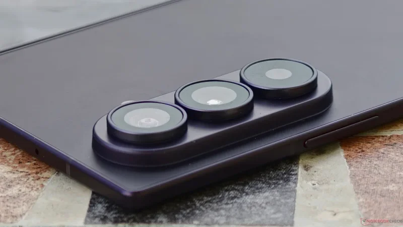 Samsung Fixed Foldable Sound, But Left One Annoying Flaw in Landscape