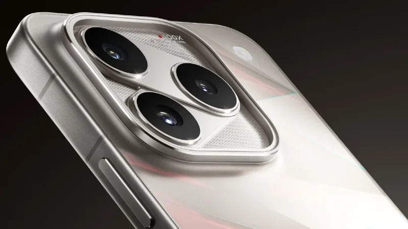 This 165Hz 2K Display Phone Pushes Mobile Gaming Limits Beyond 120Hz