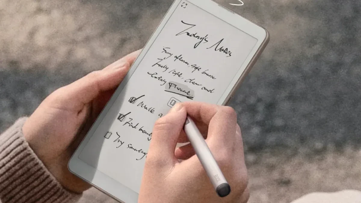 Onyx Boox Palma 3 pocket e-reader showing ePaper screen and aluminum body