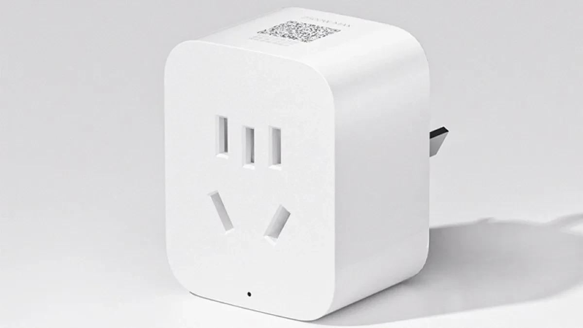 Xiaomi Smart Socket 4 compact Wi-Fi 6 smart plug in white