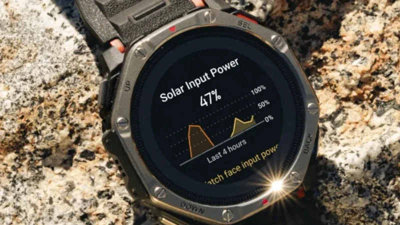This Rugged Smartwatch Charges From Both Sides to Solve Power Anxiety