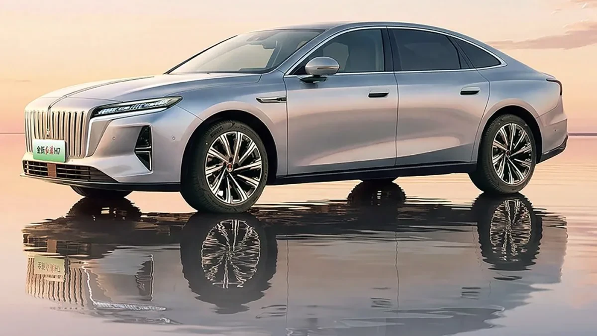 The Hongqi H7 sedan parked during its record-breaking 1,800-mile endurance run