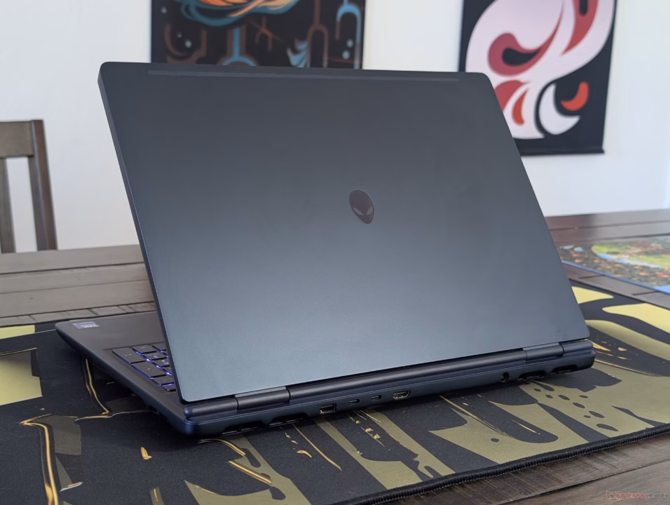 Alienware 16X Aurora gaming laptop with RTX 5070 Ti in Balanced mode