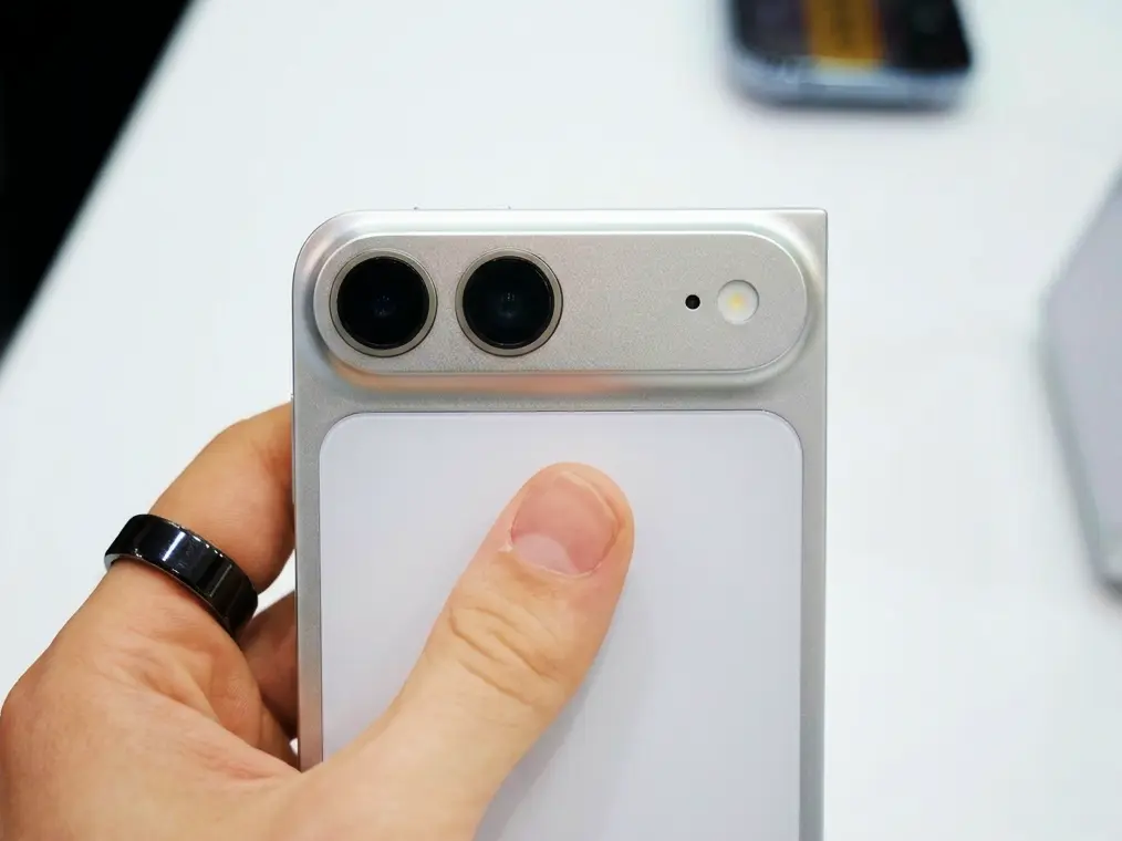 Apple foldable iPhone Ultra facing production challenges ahead of launch