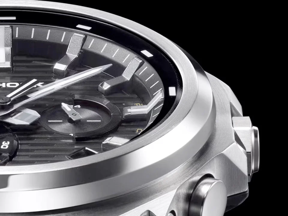 Casio G-Steel GST-B1000 with rubber strap showing lightweight design