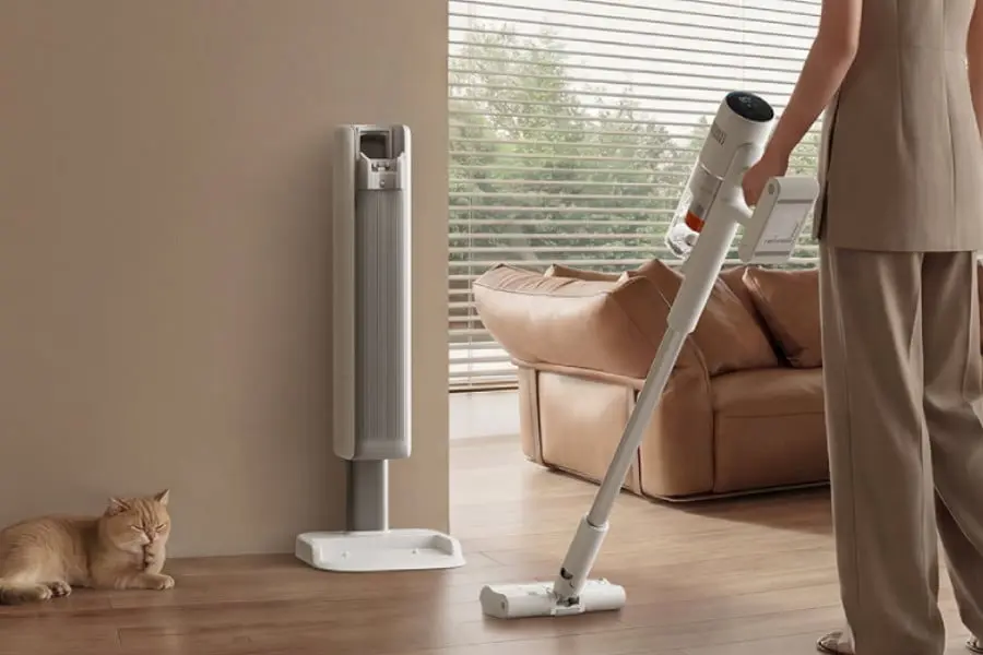 Xiaomi Mijia Vacuum 4 Pro with antibacterial dust bag base station