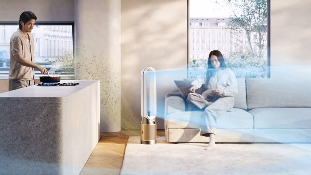 Close-up of Dyson Find+Follow Purifier Cool's periscope-style camera