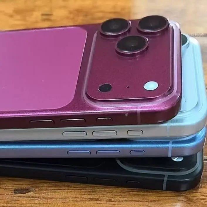 iPhone 18 Pro Black finish angle (Photo: Apple)
