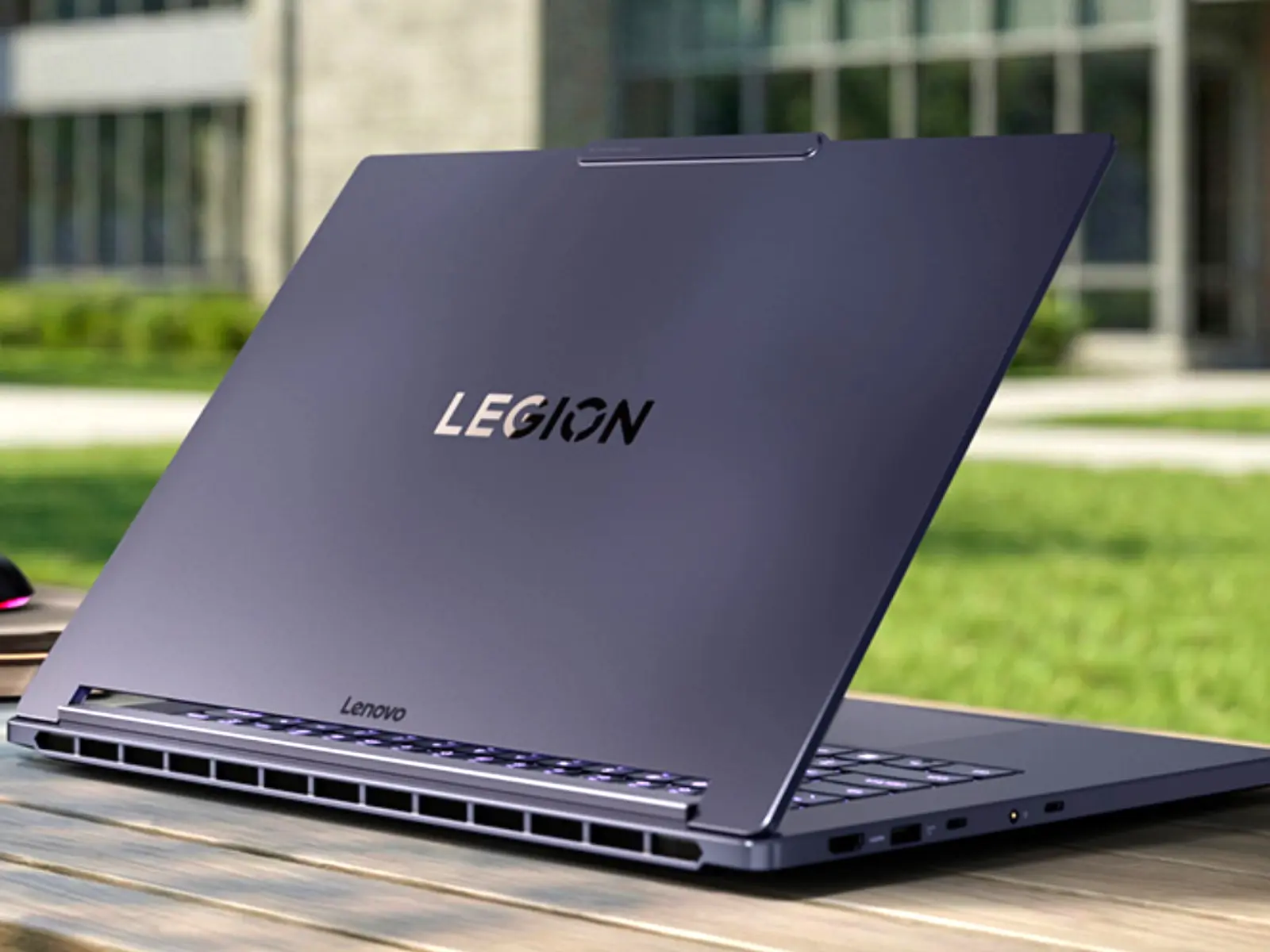 Lenovo’s New 15″ Legion 7a Offers High VRAM and Bright OLED But With Limits