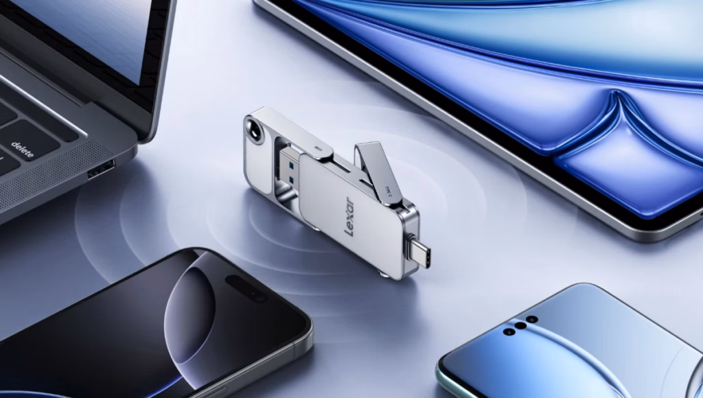 Lexar D70E portable SSD metal housing with retractable ports