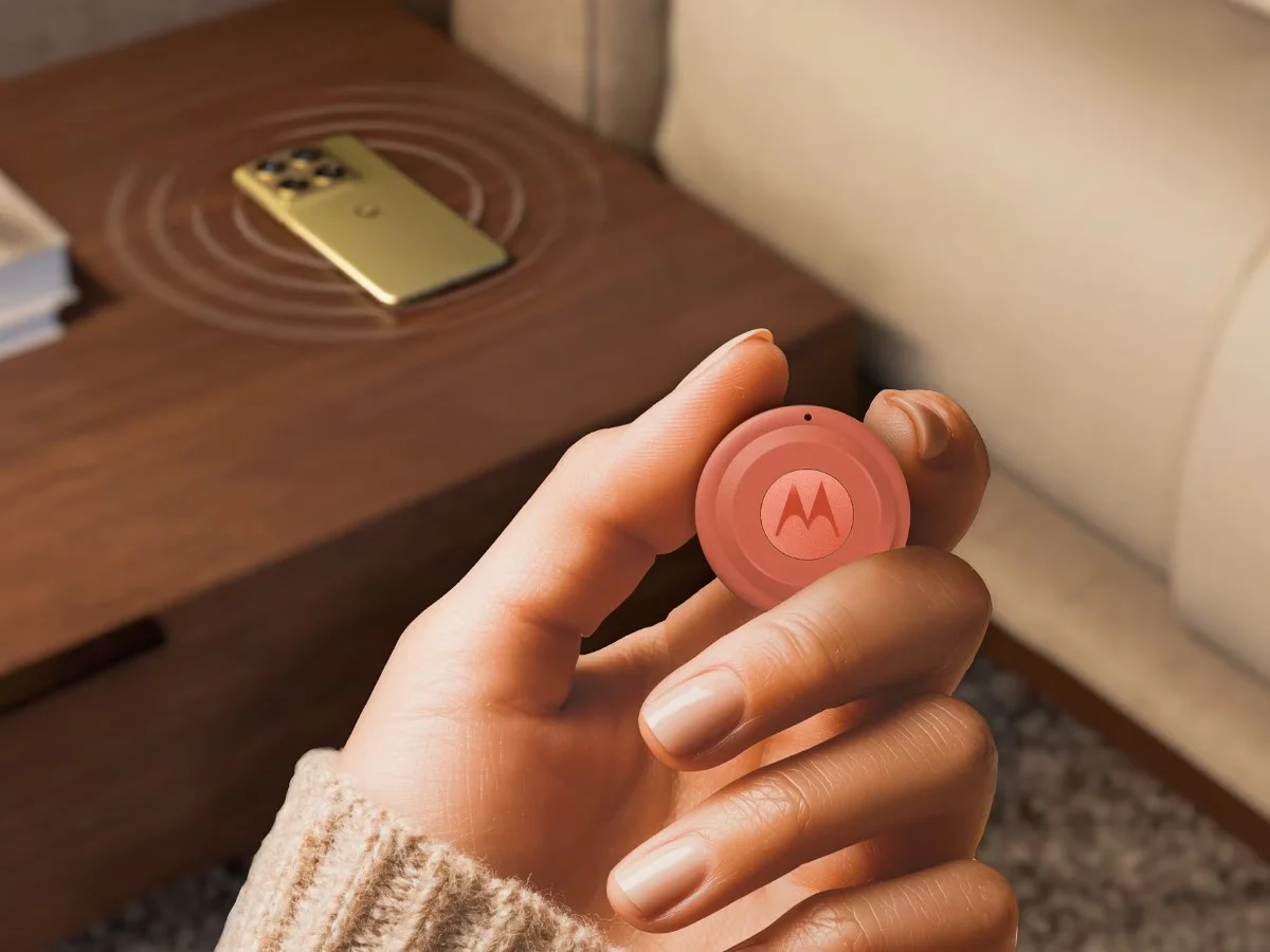 Moto Tag 2 Available in Select Regions with New Features and Discounts