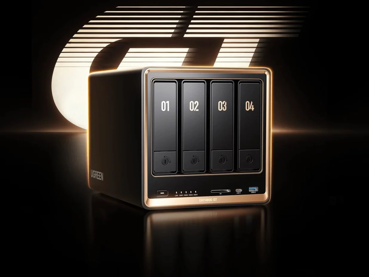 Ugreen Ryzen-powered DXP4800 GT NAS with 10Gbps networking