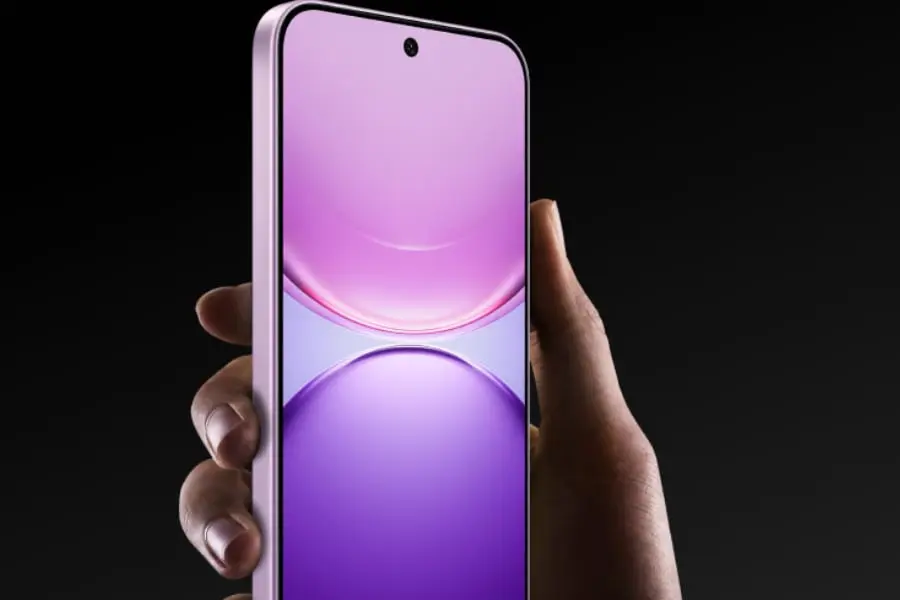 Vivo Y600 Turbo matte finish in Dune Gold