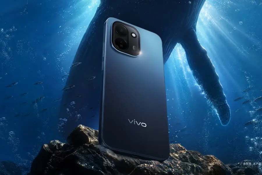 6.83-inch 120Hz AMOLED screen on Vivo Y600 Turbo