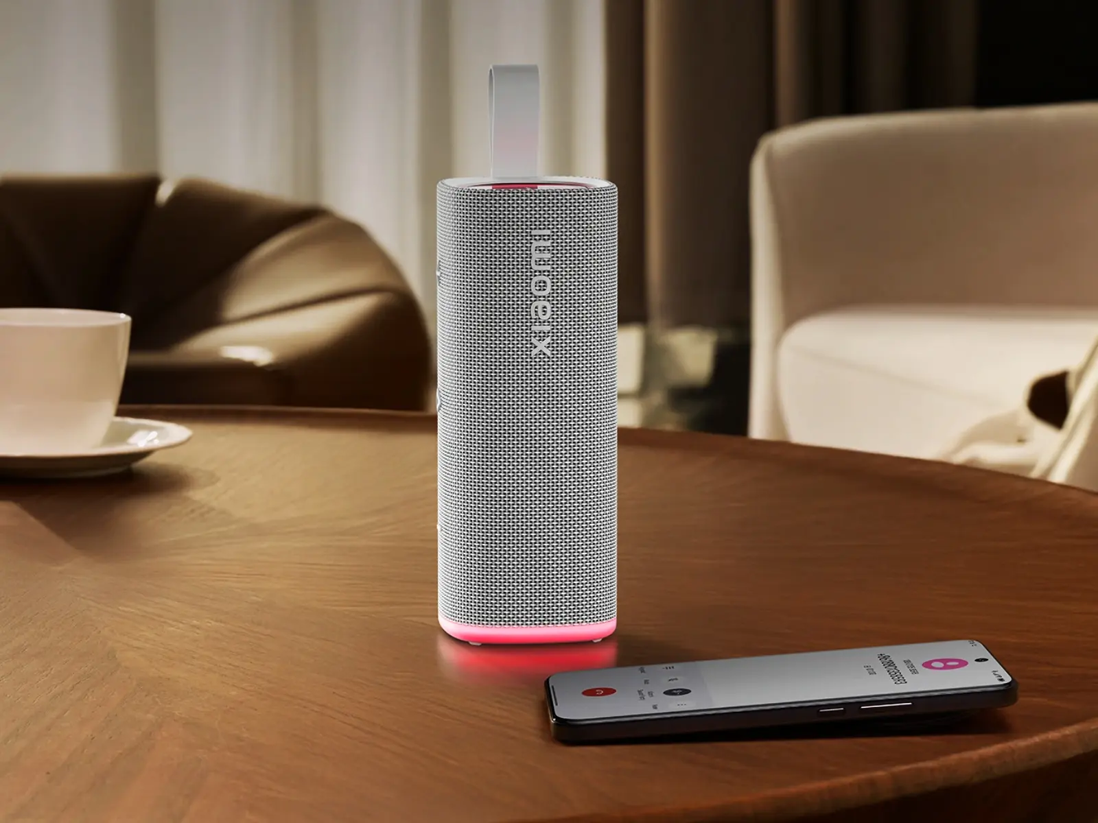 Xiaomi’s New Compact Bluetooth Speaker Balances Lightness and Power Xiaomi Sound Play compact Bluetooth speaker with lighting
