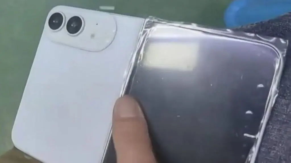 Apple foldable iPhone to feature vapor chamber cooling and liquid metal hinge Apple foldable iPhone with vapor chamber cooling and liquid metal hinge
