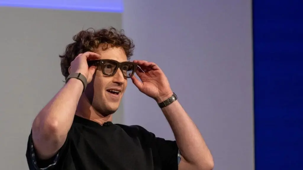 Meta’s Smart Glasses Rekindle Privacy Debate with Hidden Facial Recognition Code Meta’s Smart Glasses Rekindle Privacy Debate with Hidden Facial Recognition Code