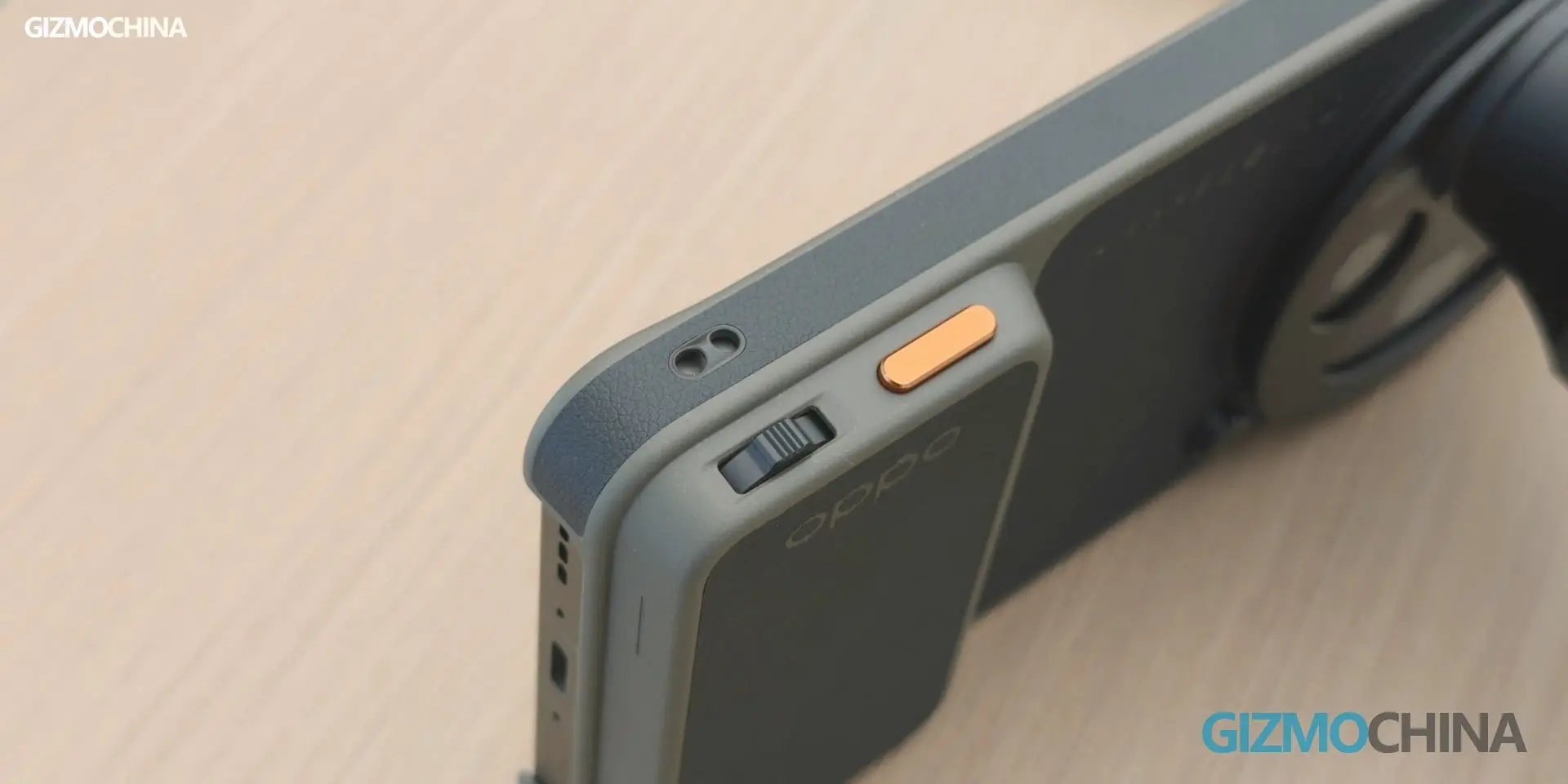 OPPO Find X9 Ultra smartphone showcasing its camera array (Photo: OPPO)