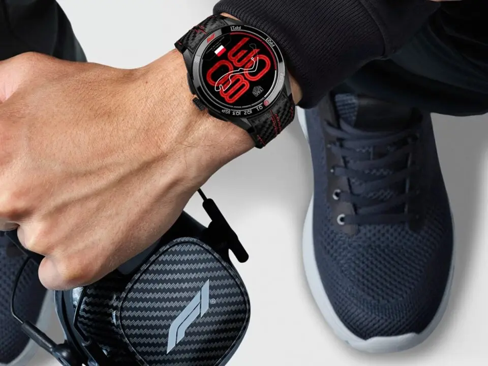 TAG Heuer Calibre E5 Formula 1 Edition smartwatch in black titanium case with sapphire crystal display